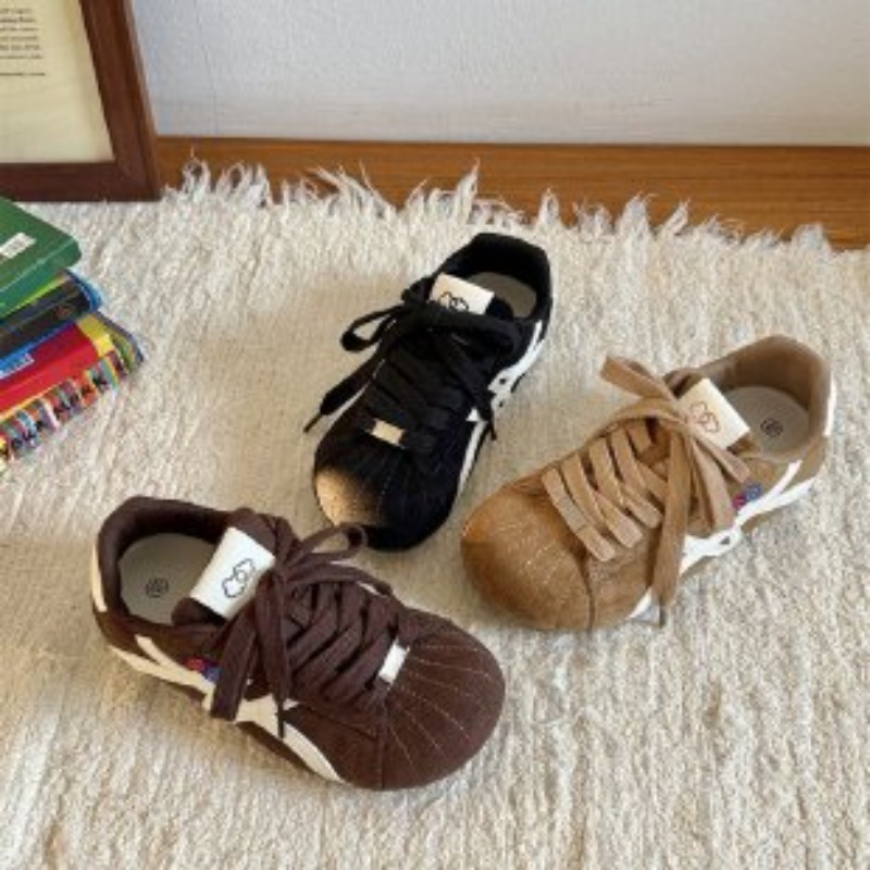 Women Brown‑White Suede Retro  - огляд і ціна Embroidery Garments