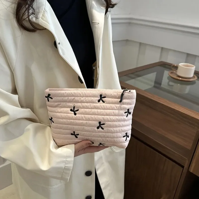 Cute Makeup Bag with Zipper La - огляд і ціна Embroidery Bag